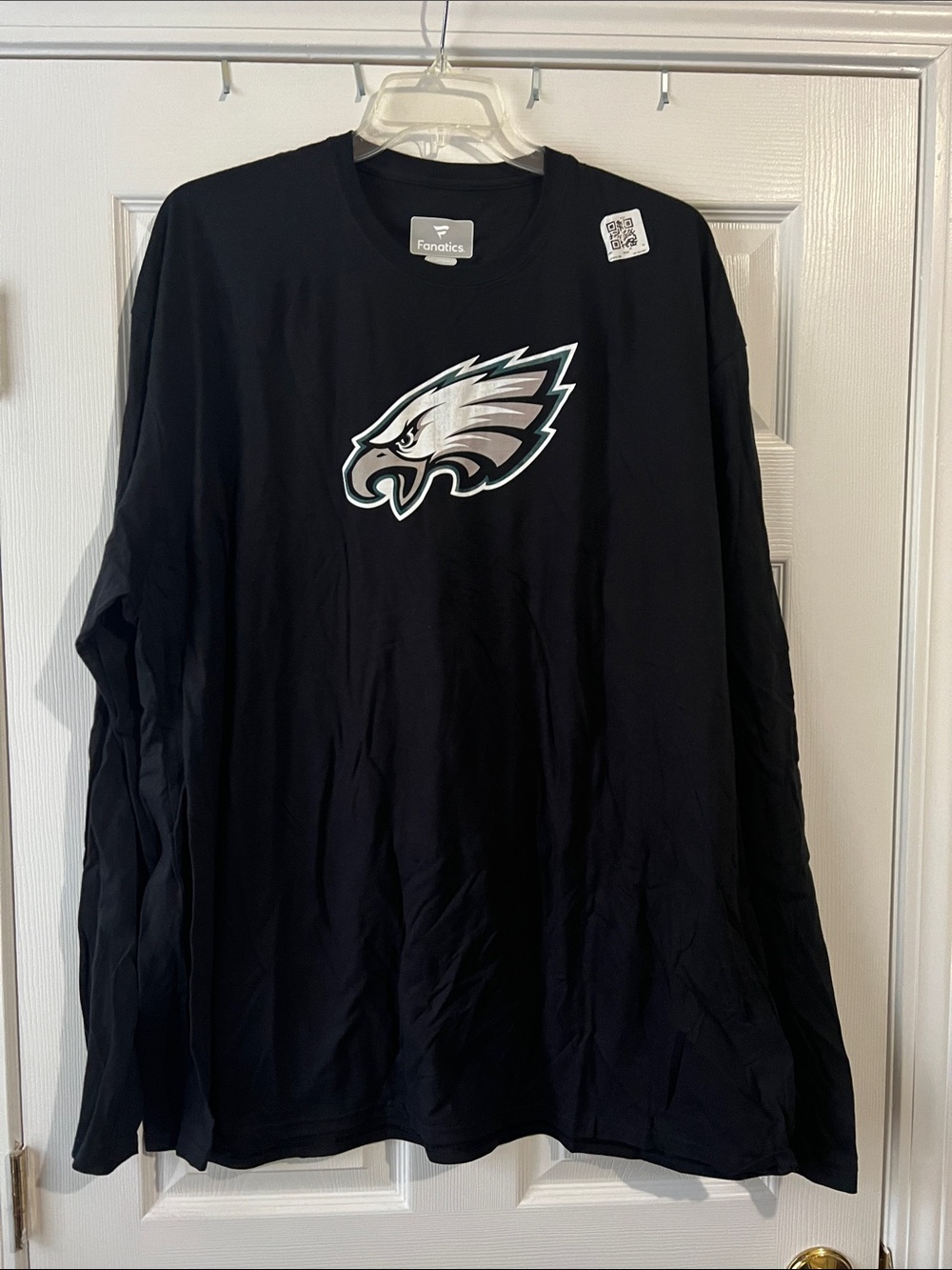 NWOT Fanatics Men's Philadelphia Eagles Black Long Sleeve T-Shirt
